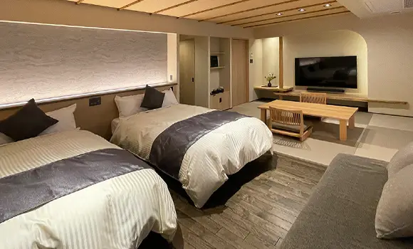 Semi-suite Image